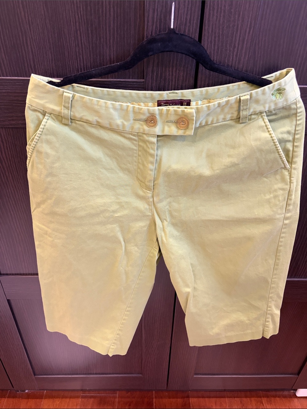 Light Green Women's Cotton Blend Bermuda Shorts